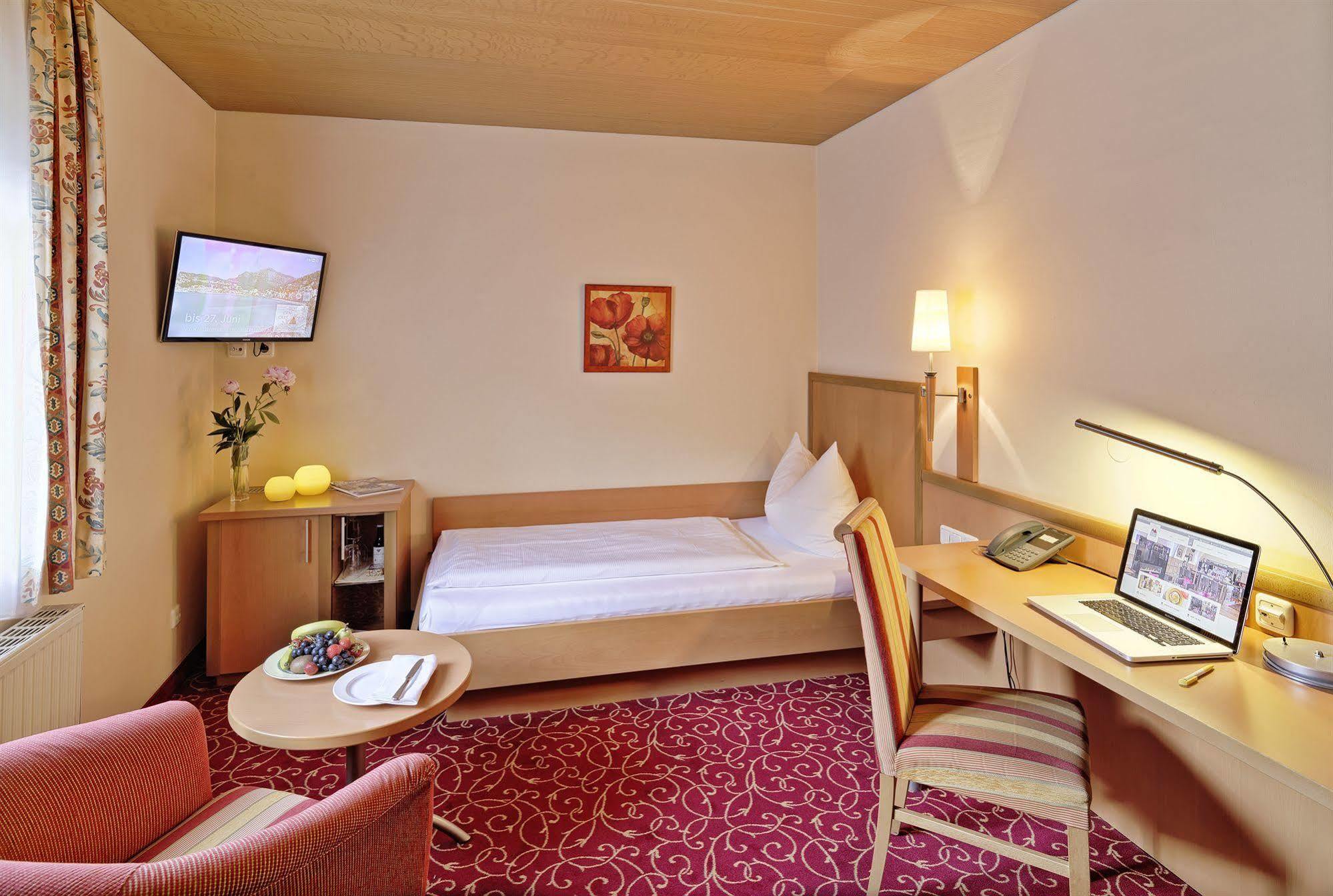 Hotel Mader Steyr Extérieur photo